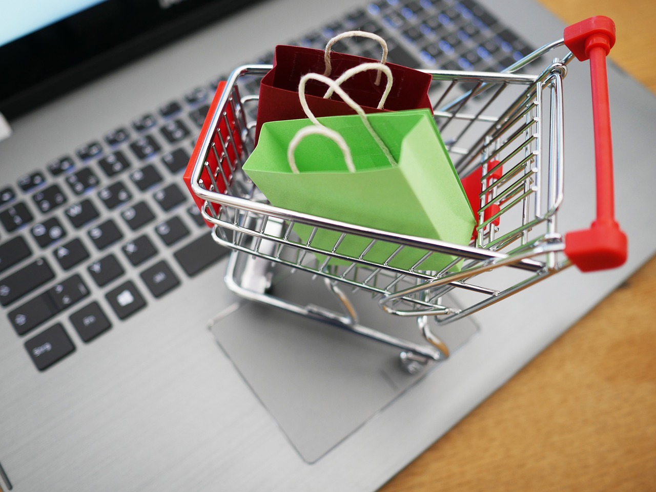 How to Ensure a Successful Online Shopping Experience on E-Commerce Websites